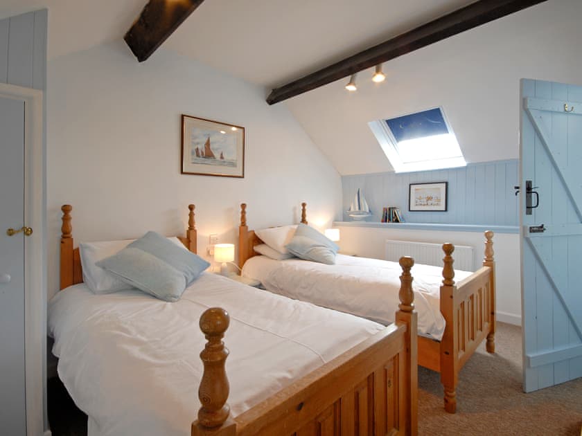 Ty Gwyn Farmhouse, Whitesands