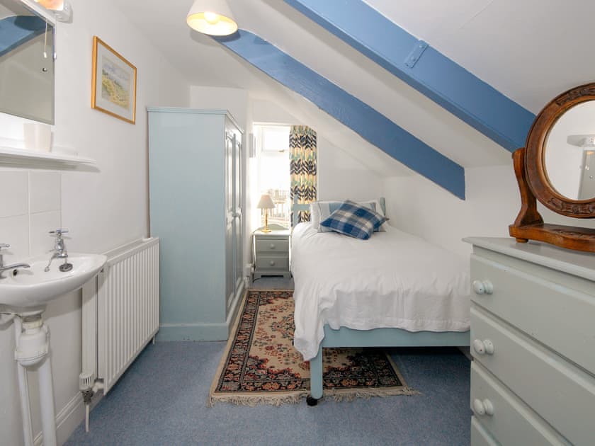 Ty Gwyn Farmhouse, Whitesands