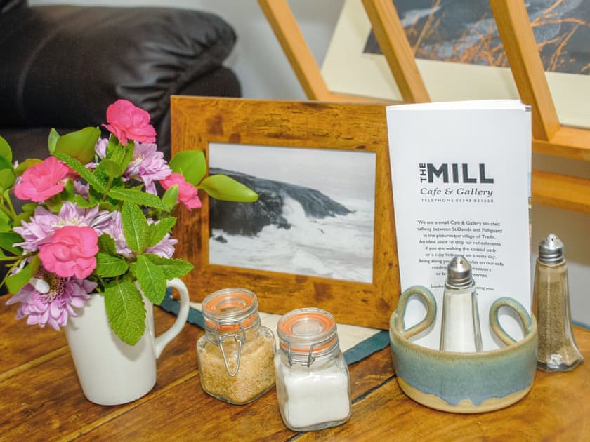 Ty Gwyn Farmhouse, Whitesands