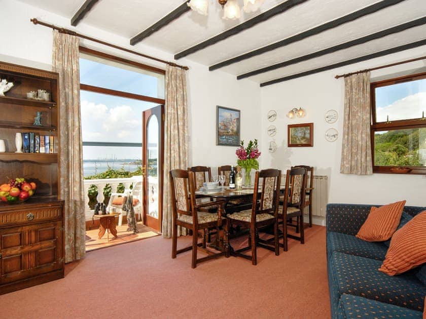 Trinity Villa - Burton Ferry Holiday Cottages, Burton, nr Milford Haven