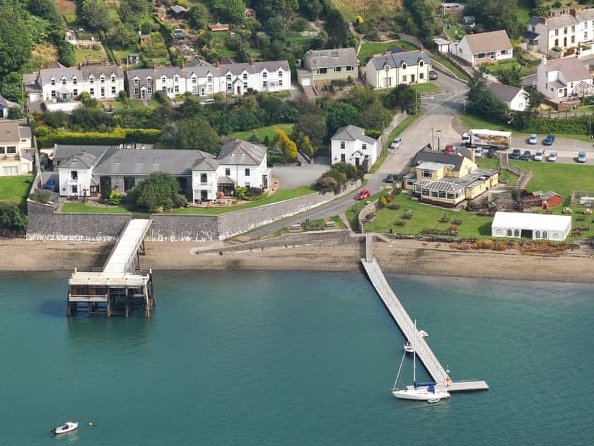 Trinity Villa - Burton Ferry Holiday Cottages, Burton, nr Milford Haven