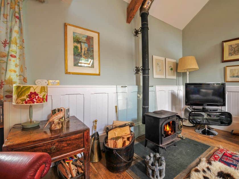Ty Hir - Llyn Peninsula Holiday Cottages, Garndolbenmaen, near Porthmadog