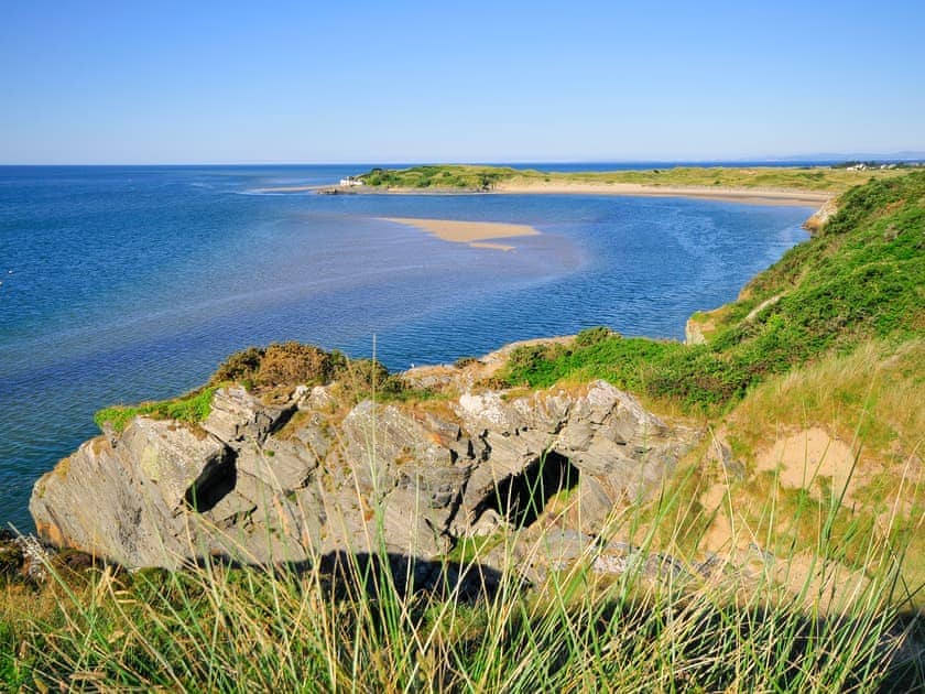 Ty Hir - Llyn Peninsula Holiday Cottages, Garndolbenmaen, near Porthmadog