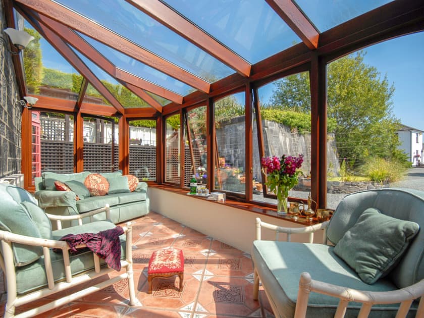 Trinity Lodge - Burton Ferry Holiday Cottages, Burton, nr Milford Haven