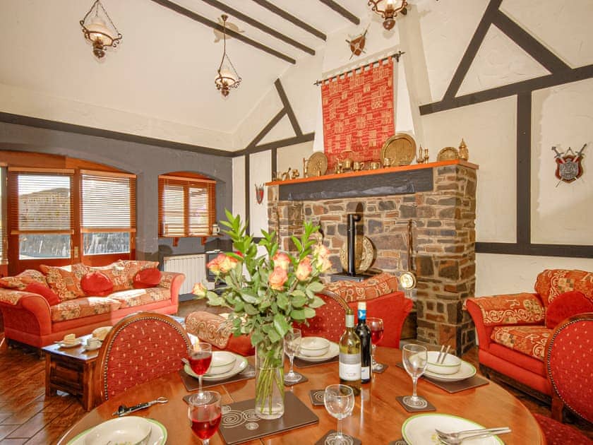 Trinity Lodge - Burton Ferry Holiday Cottages, Burton, nr Milford Haven