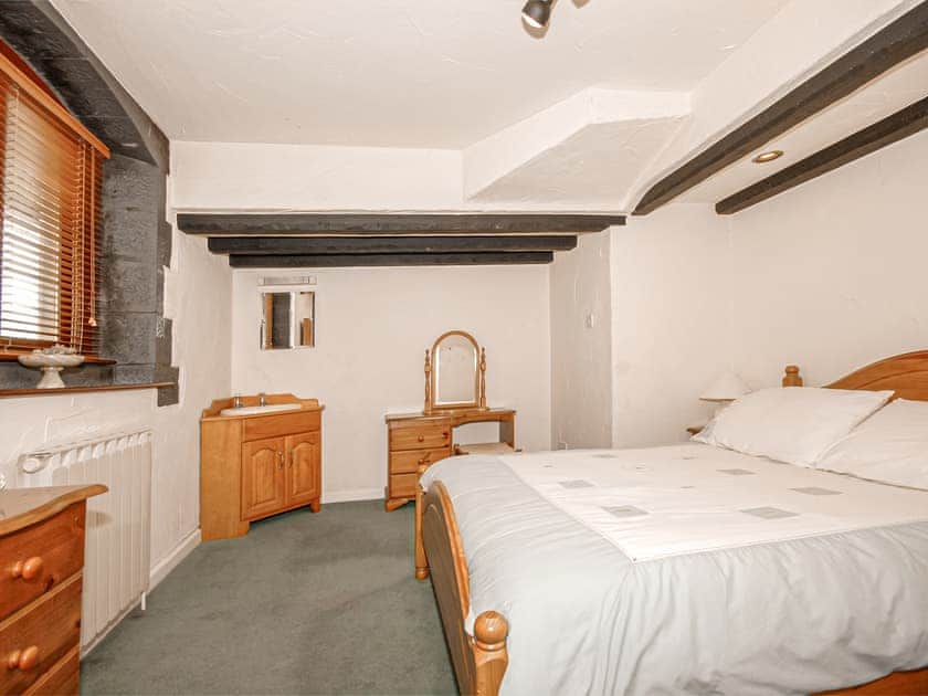 Trinity Lodge - Burton Ferry Holiday Cottages, Burton, nr Milford Haven