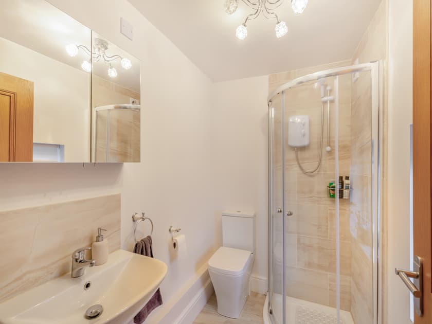 Shower room | Creamore Grove, Wem, near Shrewsbury