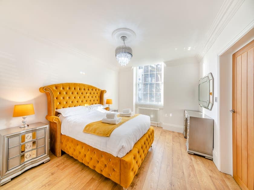 Double bedroom | Iris Apartment - Ridley House, Yarm