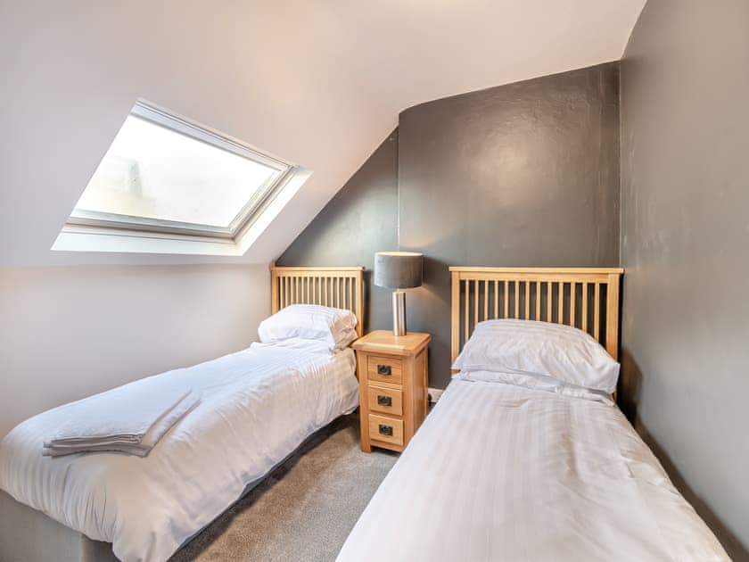 Twin bedroom | Beaufort Apartment, Tenby