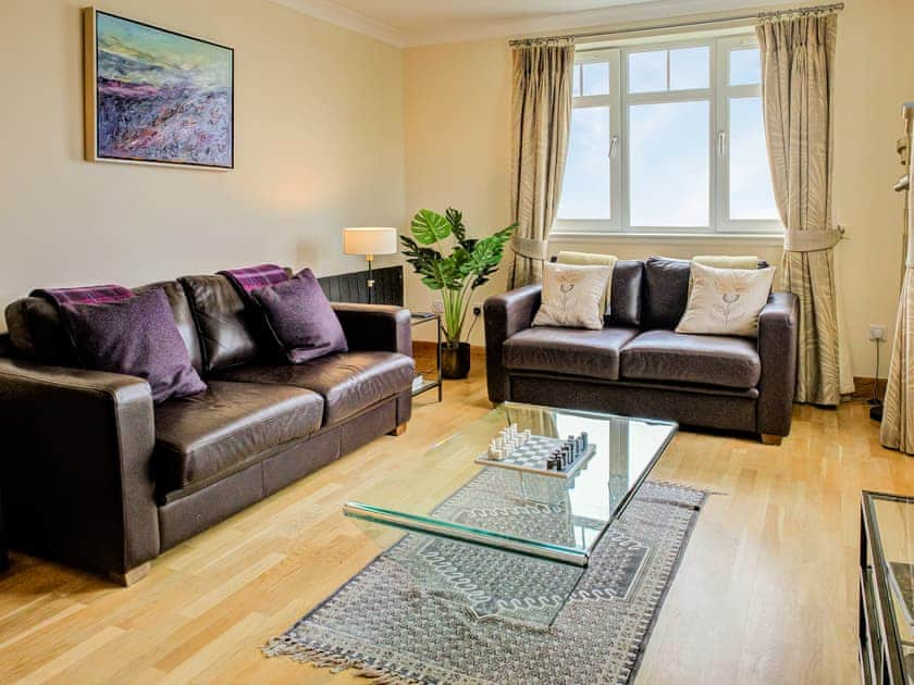 Living area | No.10 The Links Apartments, Brora