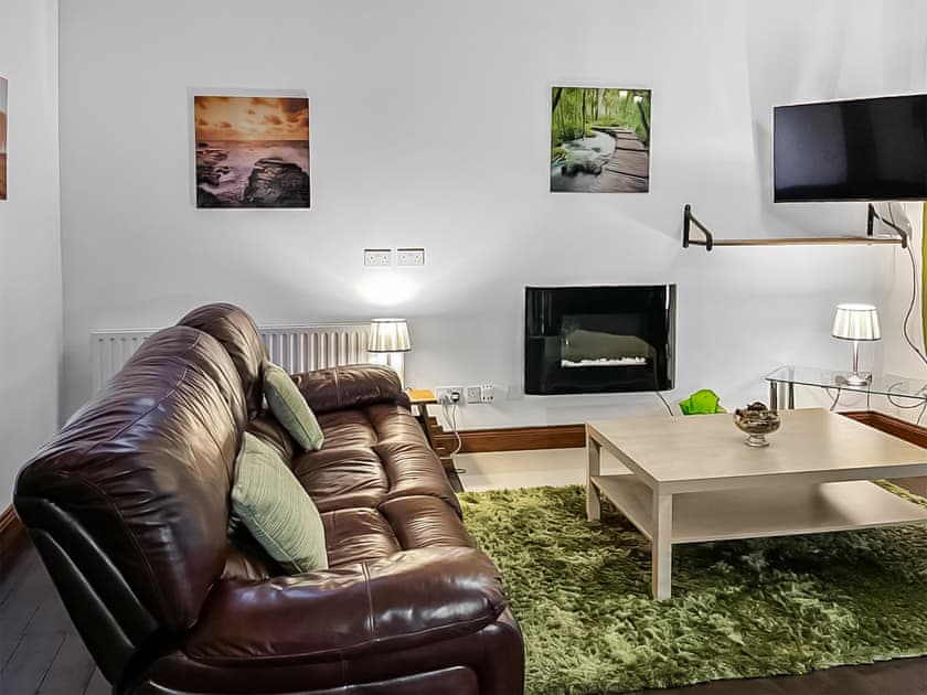 Living room/dining room | The Reivers Retreat - The Old Drapery Apartments, Haltwhistle