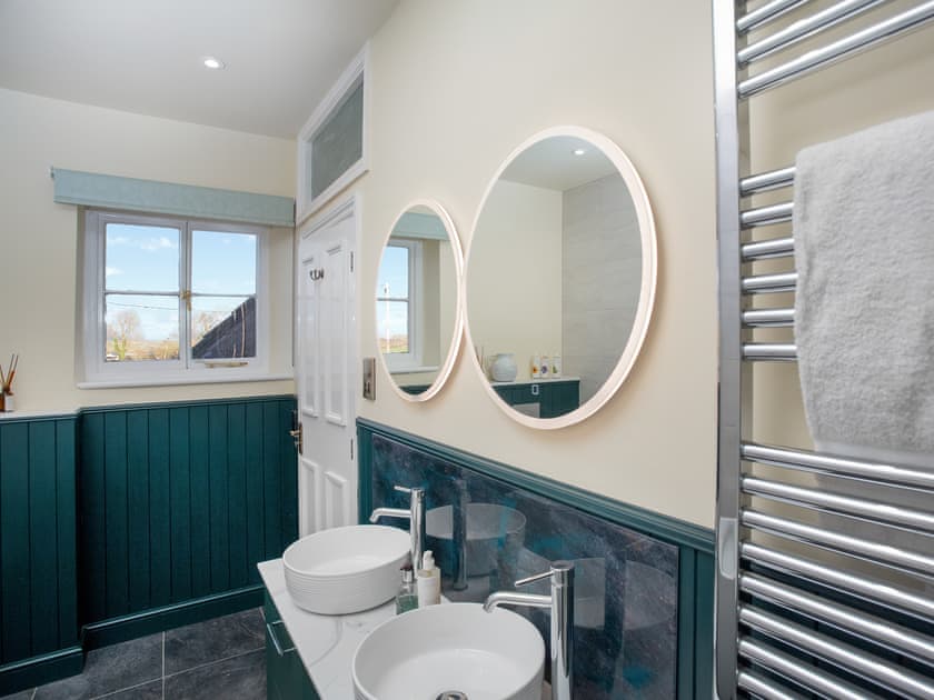 Bathroom | Sunset View, Burtle, near Glastonbury