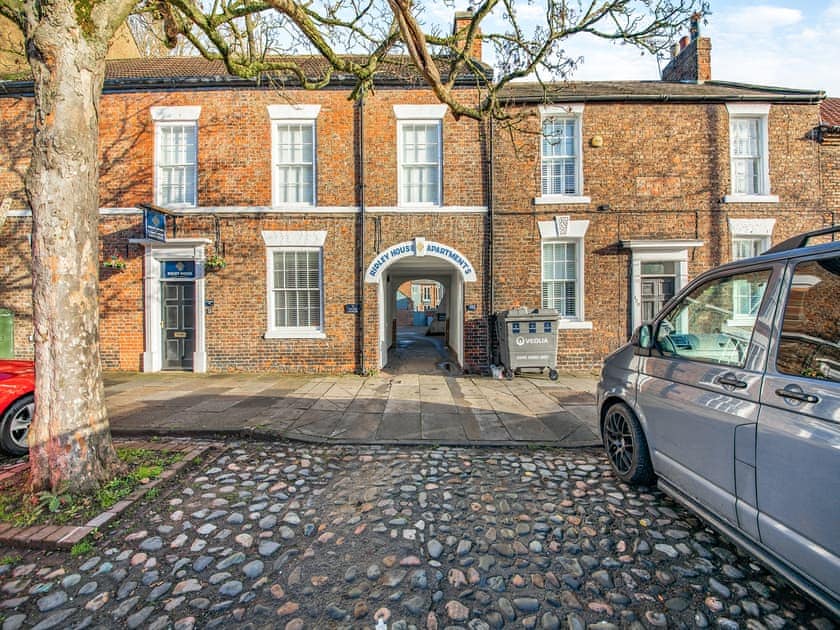 Exterior | Rose Cottage - Ridley House, Yarm