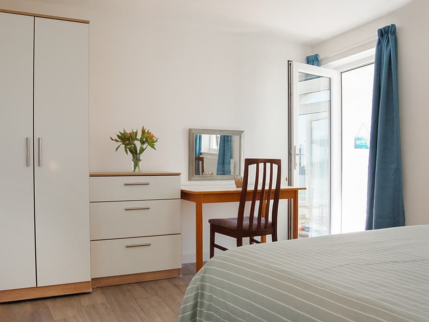 Double bedroom | Sunny Side Up Beach House, Tywyn