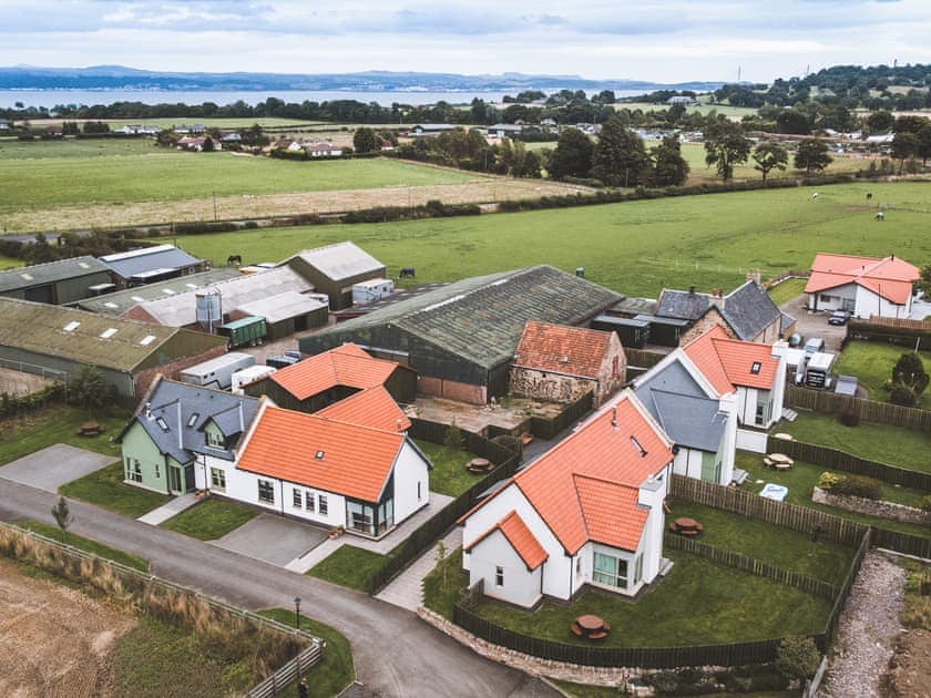 Surrounding area | Pride of Erin - Paddockhall Cottages, Linlithgow