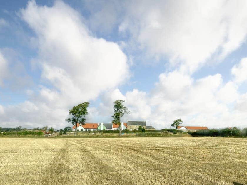 Surrounding area | Pride of Erin - Paddockhall Cottages, Linlithgow