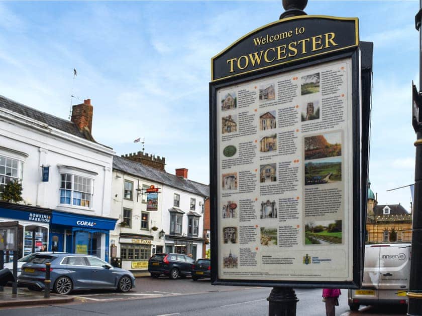 Surrounding area | Racing Retreat, Towcester