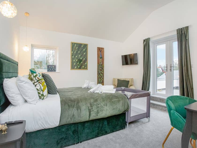 Double bedroom | Eastacombe, Atherington, near Umberleigh