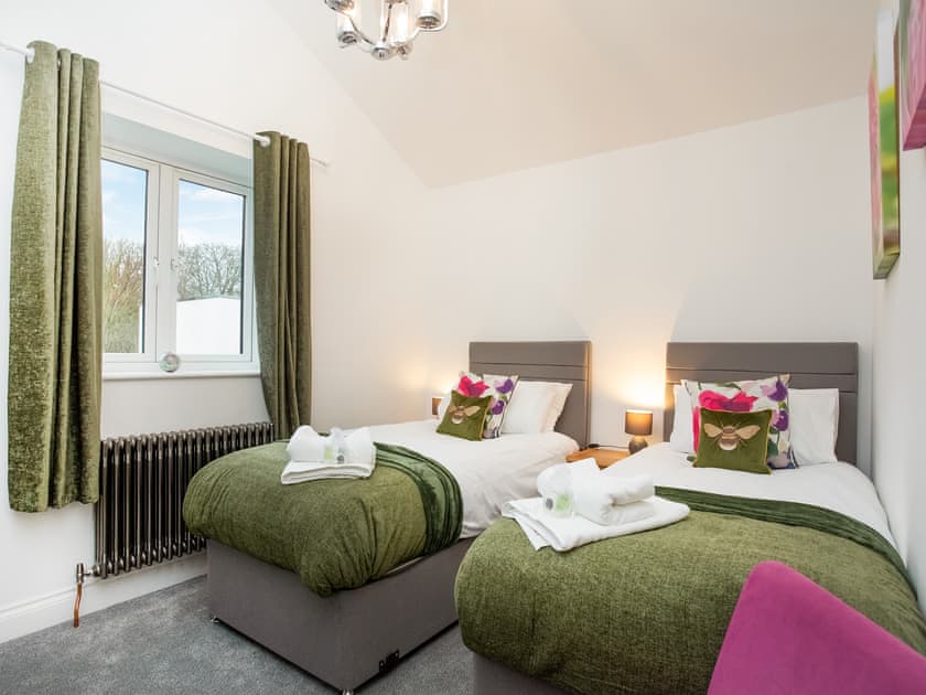 Twin bedroom | Eastacombe, Atherington, near Umberleigh
