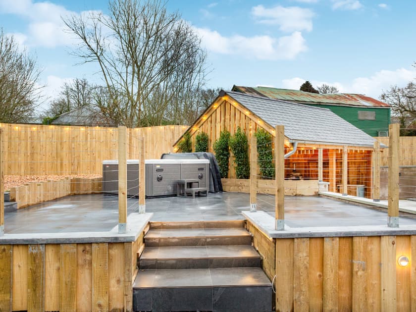 Hot tub | Eastacombe, Atherington, near Umberleigh