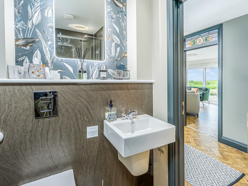 Bathroom | Bellshill Bothy, Bellshill, near Bamburgh