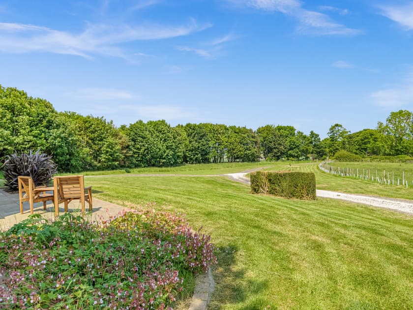 Garden and grounds | Bellshill Bothy, Bellshill, near Bamburgh