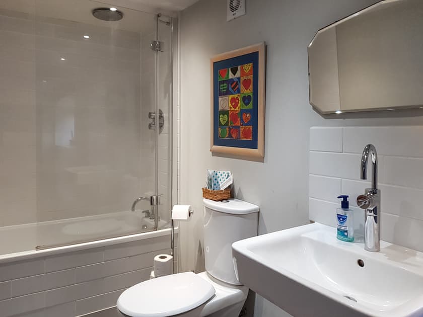 Bathroom | Moonzie Stable, Cupar, near St Andrews