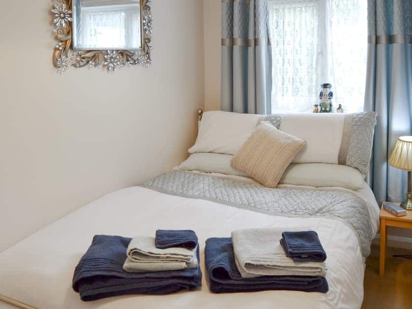 Double bedroom | Sea Breeze, Walcott, near Norwich