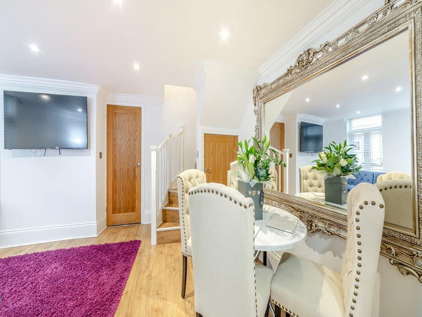 Living room/dining room | Violet Cottage - Ridley House, Yarm