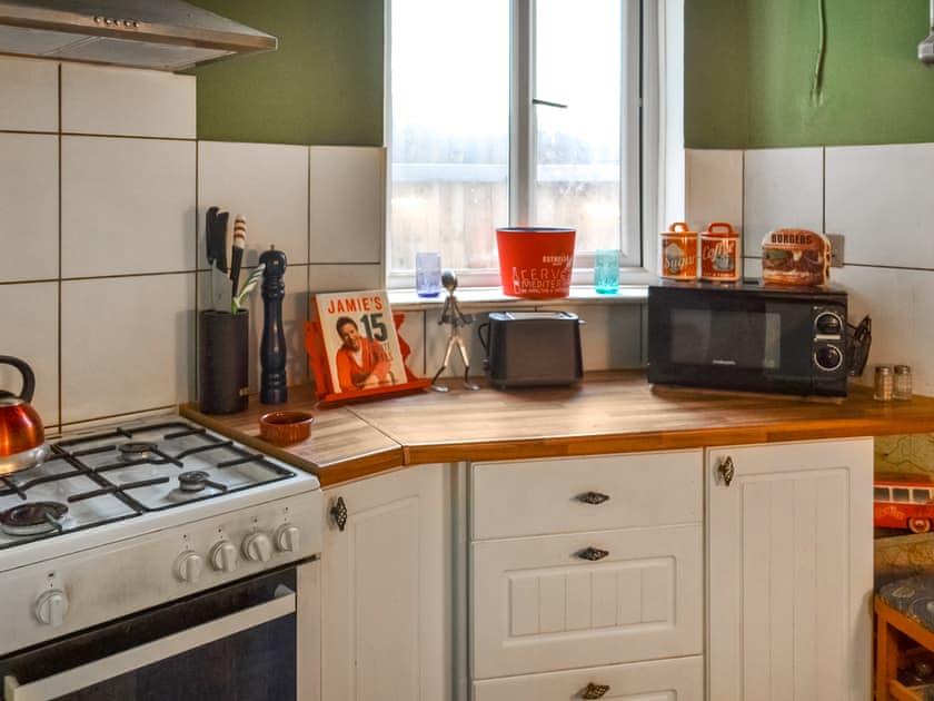Kitchen | Dormy’s Cottage - Tufties, Skegness