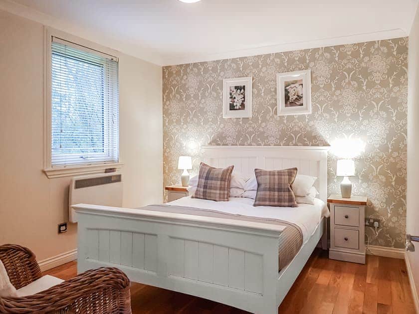 Double bedroom | Leven Lodge 3 - Loch Lomond Sanctuary Lodges, Loch Lomond
