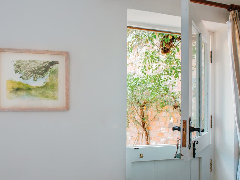 Master bedroom | Kiln - White House Cottages, Aylton, nr Ledbury