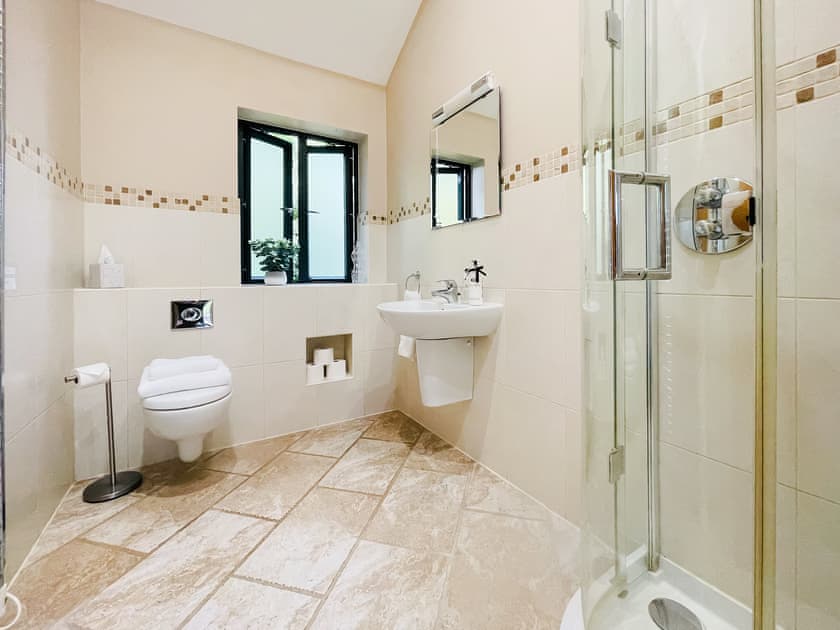 Shower room | The Coach House - North Mere, Kenilworth