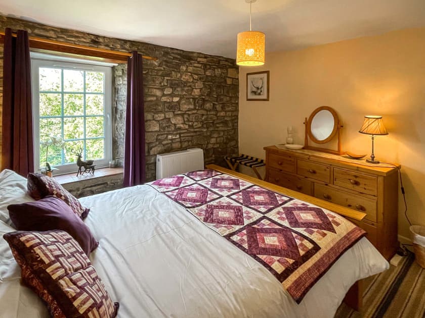 Comfortable double bedroom | Cauldron Falls, West Burton, near Leyburn
