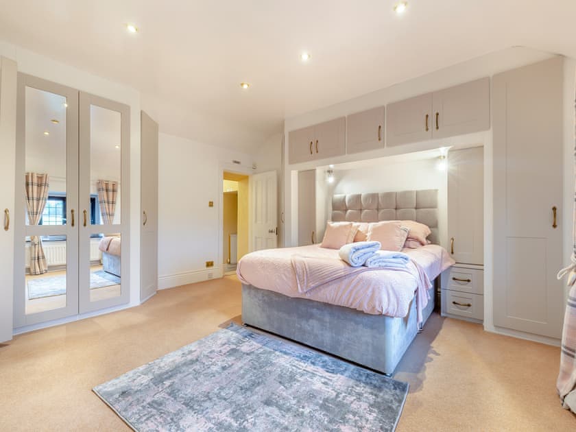 Double bedroom | Dale House Farm - Dale House Farm Cottages, Monyash, near Bakewell