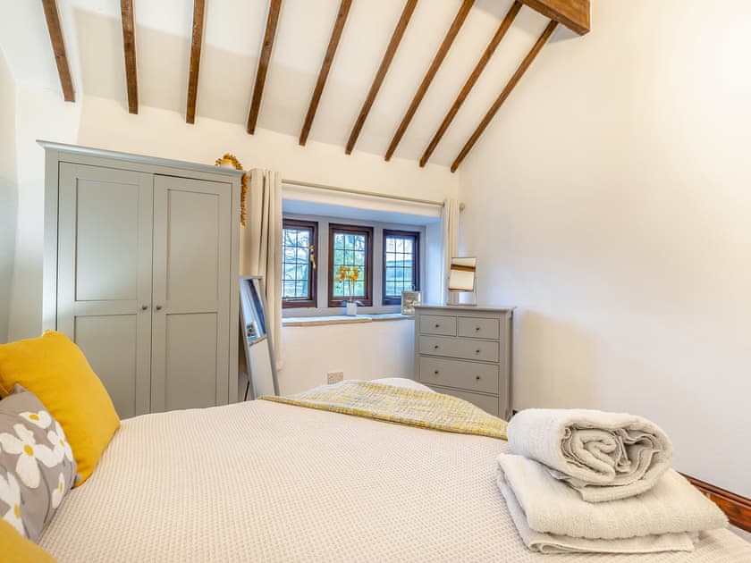 Double bedroom | Dale House Farm - Dale House Farm Cottages, Monyash, near Bakewell