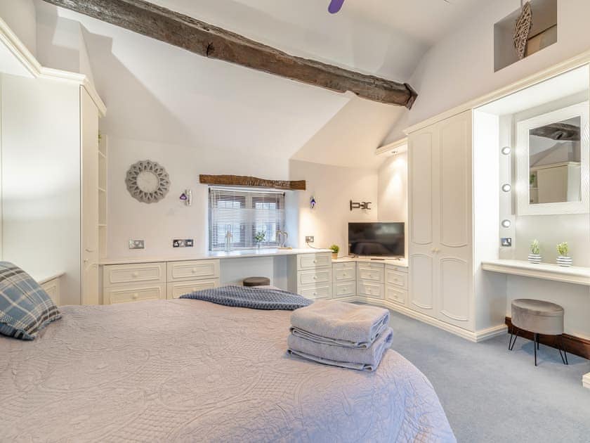 Double bedroom | Dale House Farm - Dale House Farm Cottages, Monyash, near Bakewell