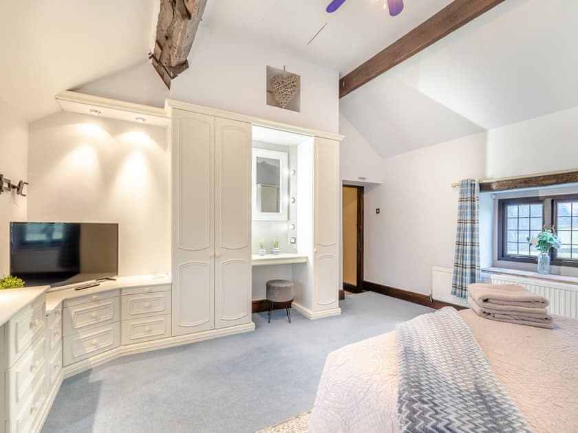 Double bedroom | Dale House Farm - Dale House Farm Cottages, Monyash, near Bakewell
