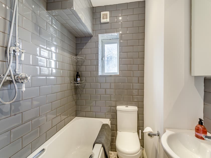 Bathroom | Wharfedale Cottage, Harrogate