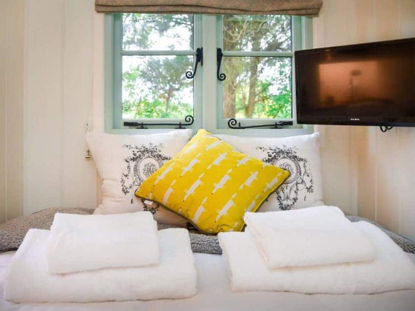 Interior | Helen’s Shepherds Hut, Haxton