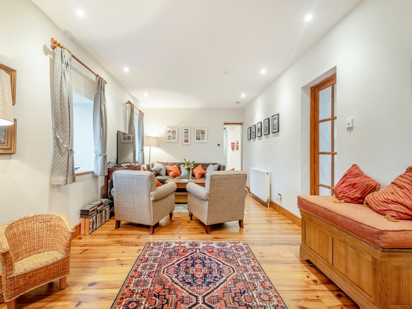 Living room | The Holly Trees- Holly Tree Lodge - The Holly Trees, Kilmun, near Dunoon
