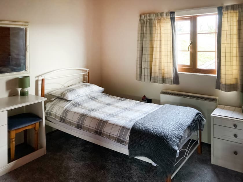 Twin bedroom | Crown Hill Lodge, Cononley, near Skipton