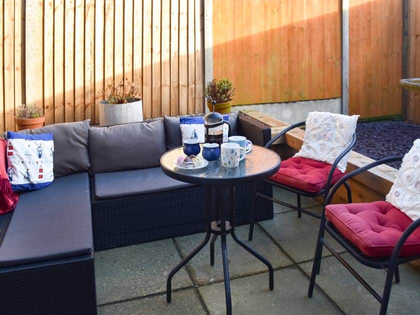 Sitting-out-area | Sandy Shores, Mundesley