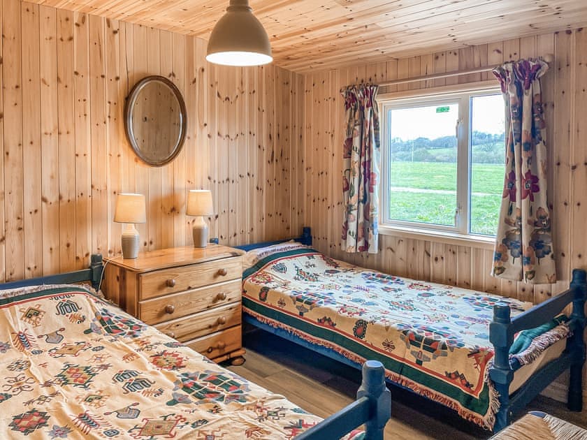 Twin bedroom | Langston Farm Chalet, Okeford Fitzpaine, near Blandford Forum