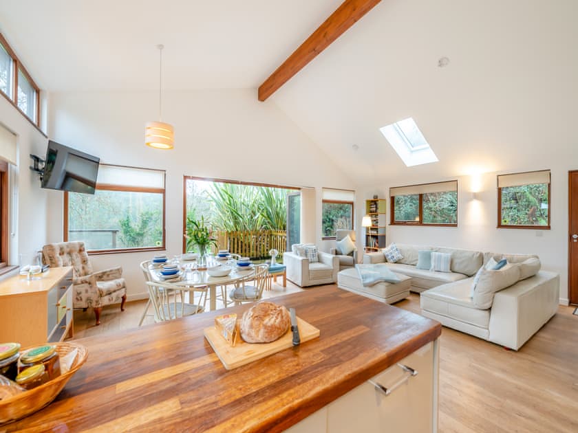 Open plan living space | Rockenhayne FarmsteadThe Retreat, Branscombe