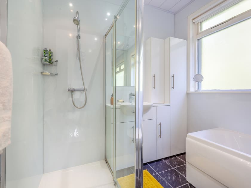 Shower room | Cathel Sheiling, Thurso