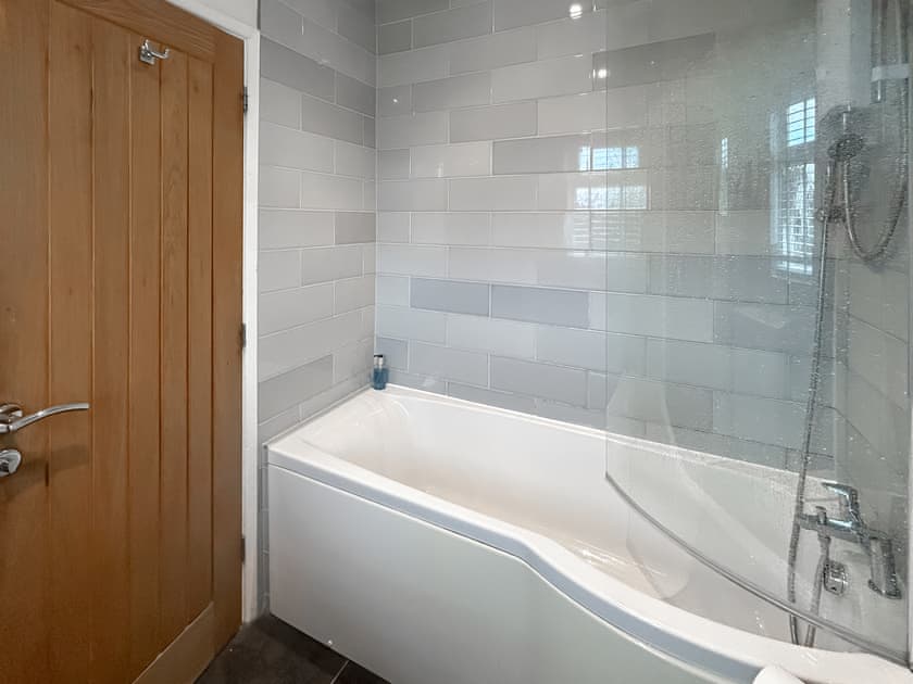 Bathroom | September Cottage, Brancaster, near Wells-next-the-Sea