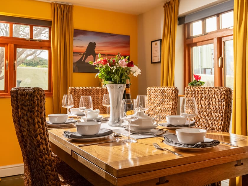 Dining Area | The Barn - Sleekstone Holiday Barns, Honeyborough