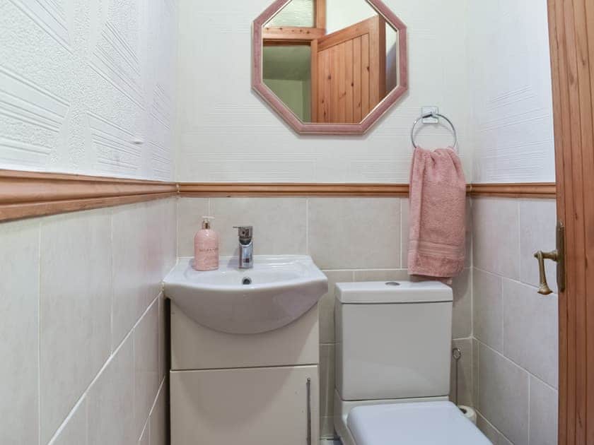 Bathroom | West Kellet - Silecroft Cottages, Silecroft, near Millom