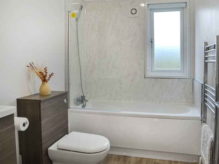 Bathroom | Harwood Lodge - Harwood Properties, Wilberfoss